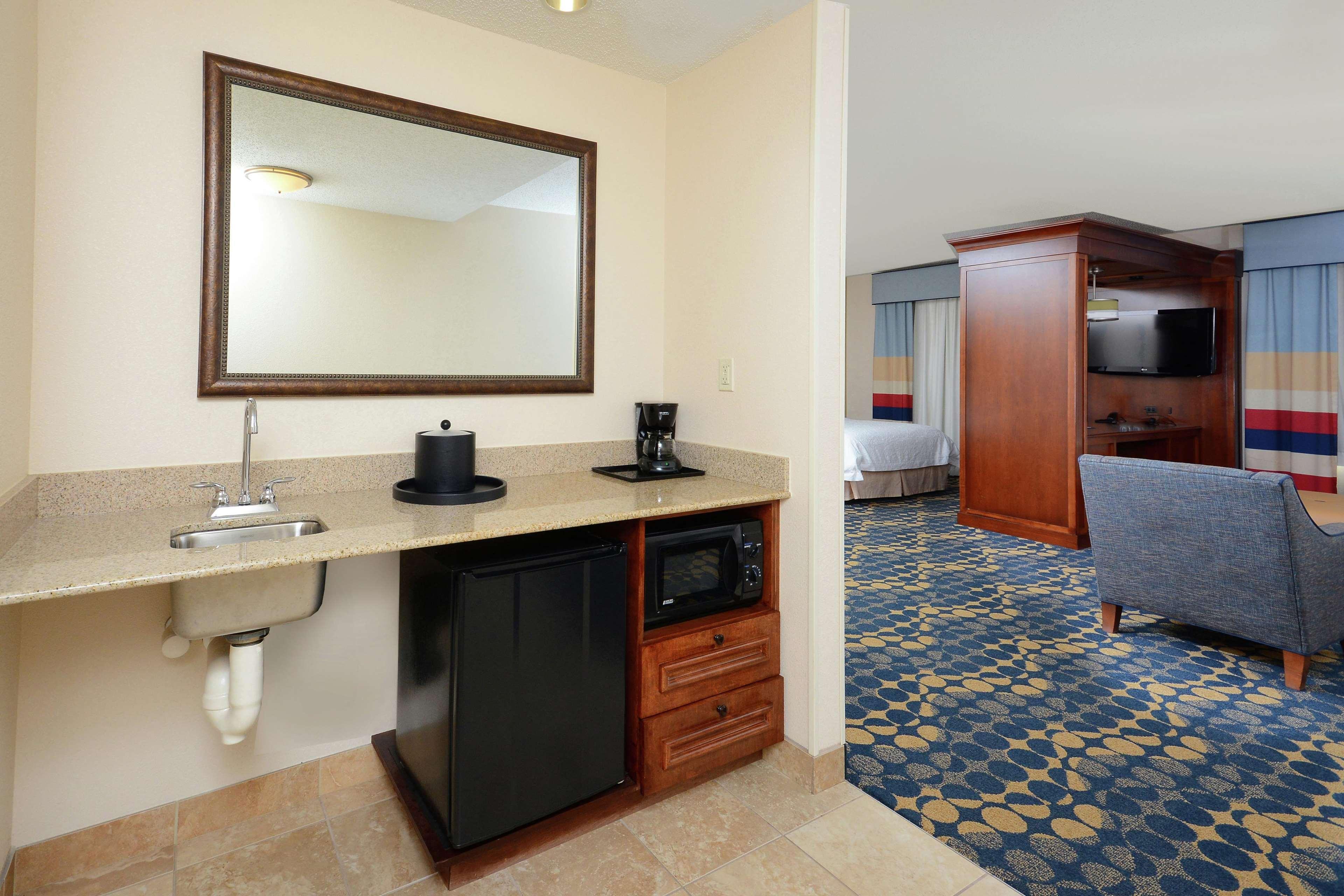 Hampton Inn & Suites Huntersville Kültér fotó