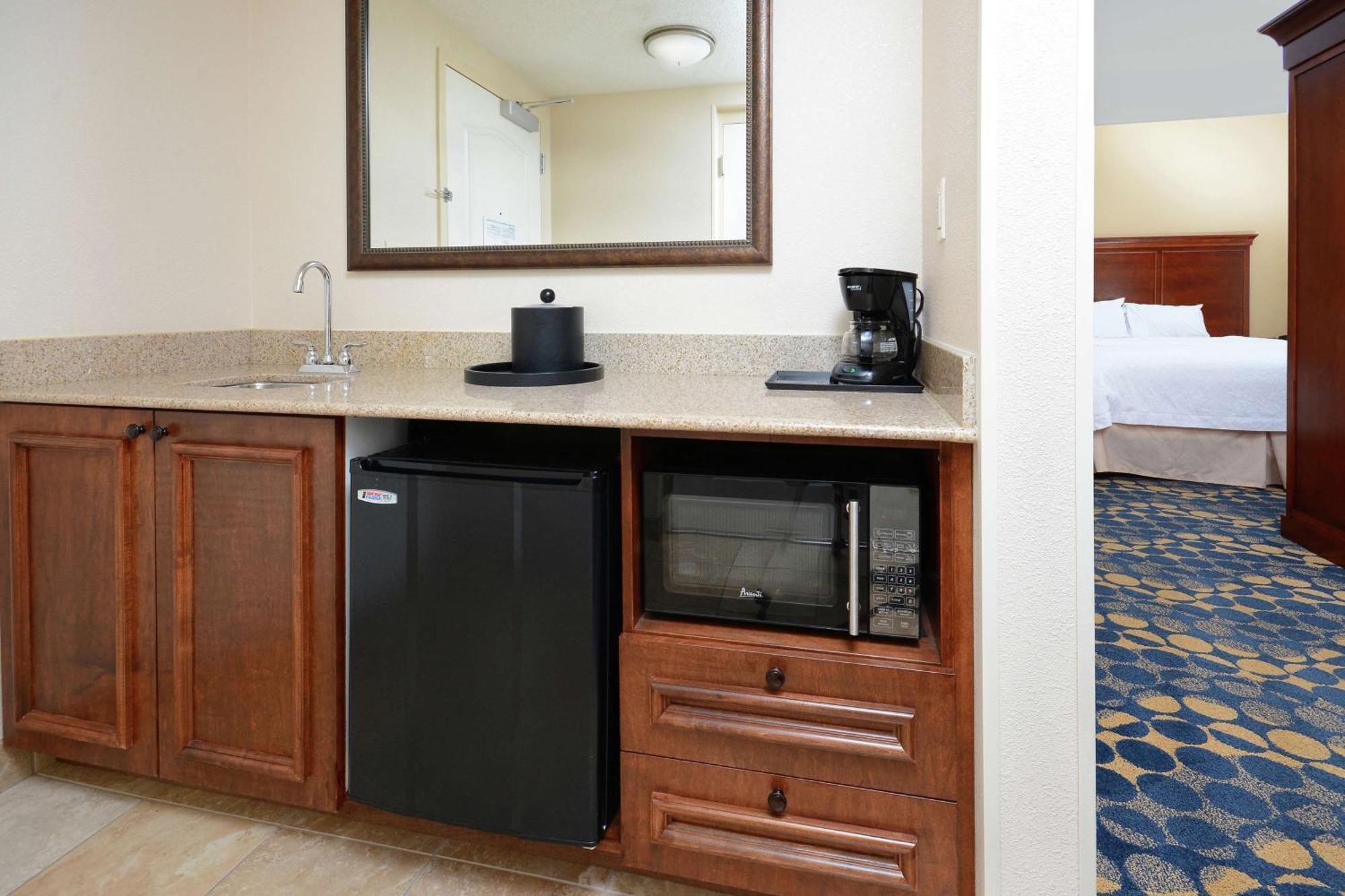 Hampton Inn & Suites Huntersville Kültér fotó